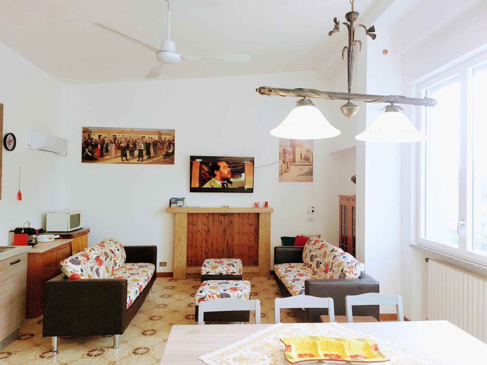 Casa Vacanze Sole E Mare 툴라다 외부 사진